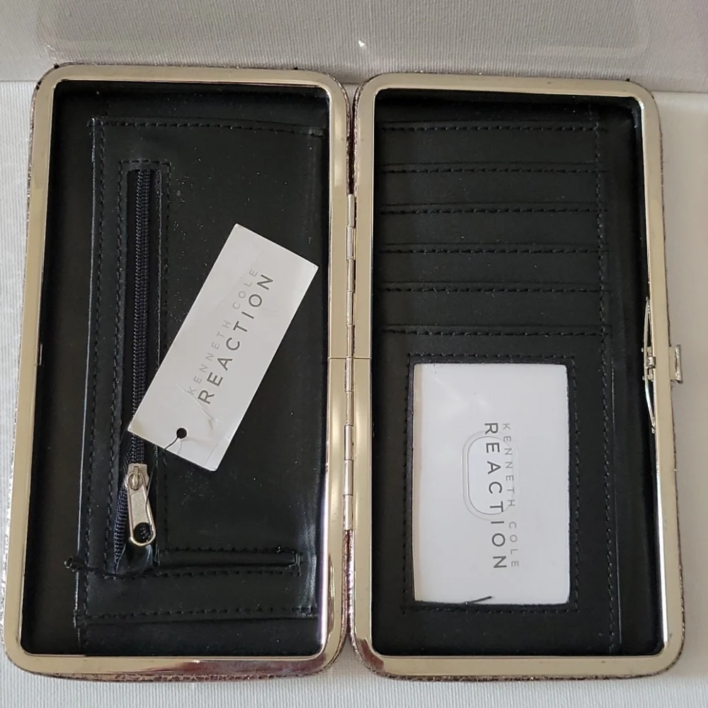 Kenneth Cole Reaction wallet NWT